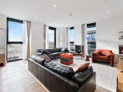 2 Merino Gardens 10th Floor, London Dock E1W, 3 bed flat...