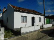 2 Moradias para reconstruir +Terreno 3700m2 / Comeira /...