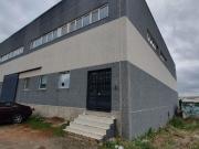 2 Naves industriales en amplia parcela privada....