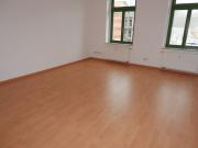 2. OG in Küchwaldnähe Laminat + Bad mit Fenster ! frei...