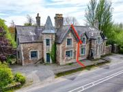 2 Old Barracks, Dundrum, Co. Tipperary