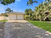 2 Petal Court, Currimundi, QLD 4551