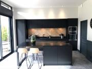 2 PIECES 20M2 DE TERRASSE