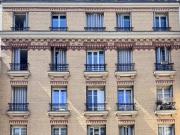 2 PIECES 31 M2 EN BON ETAT AVEC 1 CAVE