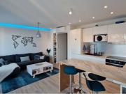 2 PIECES A LA LOCATION SAISONNIERE OU AU MOIS A PARTIR...