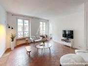 2 pièces baigné de lumière rue des Vinaigriers !