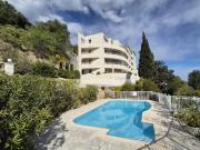 2 pièces meublé parking terrasse piscine