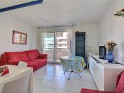 2 PIECES RUE DE FRANCE