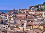 2 pieces terrasse à 300m du marché forville