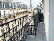 2 pièces vide avec balcon vue Tour Eiffel