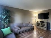 2 Private Rooms – Ranchlands NW Calgary Just a 10 minute...