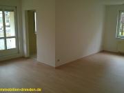 2 Raum Whg. mit Balkon in DD Plauen