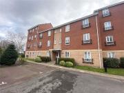 2 room apartment to let in Ellerman Road, Liverpool, L3 4FB