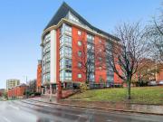 2 room apartment to let in Lexington Place, Plumptre...