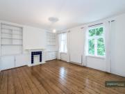 2 room apartment to let in Loftus Road, Shepherds Bush...