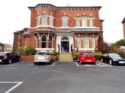 2 room apartment to let in Park Crescent, Southport, PR9 9LJ