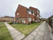 2 room apartment to let in Preston Road, Southport, PR9 9EE