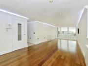 2 room apartment to let in St Johns Wood Road St Johns...