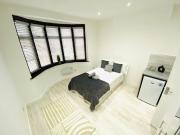 ✨2 Self Contained Studios To Let In Streatham