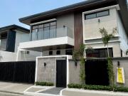 2 Storey 5 Bedrooms House and Lot For Sale in BF Homes...