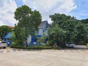 2 Storey Corner House and Lot For Sale at Woodridge Park...