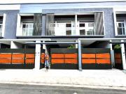 2 Storey Elegant Townhouse for sale in Fairview near...