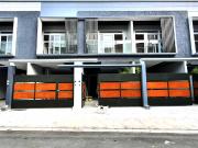 2 Storey Elegant Townhouse for sale in Fairview near...
