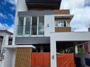 3 Storey House and Lot for sale in Spring Heights...