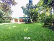 2 Storey House for Rent in South Forbes, Makati City