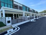 2 Storey in Bayan Lepas end lot with extra land for Rent