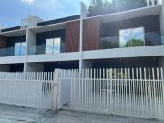 2 Storey Townhouse for Sale in Sumulong Highway w/2...