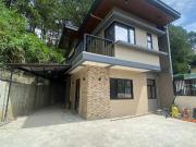 2 Storey with 5 Bedrooms Preselling House Located in...