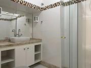 2 suítes com 2 áreas externas e vaga na Rua Espírito...