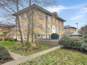 2 very spacious bedroom near riverside city centre