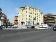 2 Vetrine in vendita a Roma