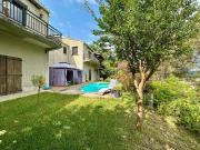 2 Villas avec beau terrain et piscine 230m² Cépie