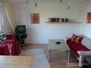 2 Zi Whg, möbliert, Balkon, 1.OG