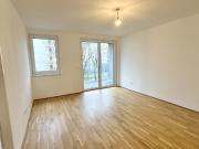 2 Zi Wohnung mit großen Balkon nahe U1 provisionsfrei!