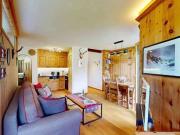 2 Zimmer, 45 m², 1. Stock