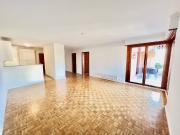 2 Zimmer, 50 m², 4. Stock