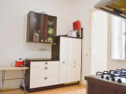 2 Zimmer Altbauwohnung mit großer Küche, auch für WG