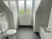 2 zimmer dachgeschosswohnung mit balkon zur miete in...