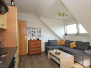 2 Zimmer Dachgeschosswohnung mit Parkplatz und Klimaanlage!