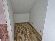 2 Zimmer, Dachgeschoßwohnung mit Schrankraum extra Küche