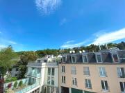 2 Zimmer DG Wohnung Erstbezug nach qualitativ...