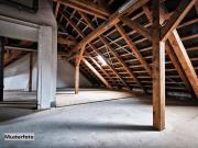 2 Zimmer Erdgeschosswohnung mit Garten und Stellplatz