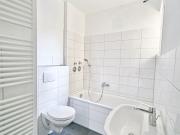 2 zimmer etagenwohnung mit balkon zur miete in magdeburg...
