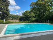 2 Zimmer Gartenwohnung mit Outdoor Pool, Fitnessraum,...