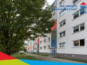 2 Zimmer, großer sonniger Balkon und Tageslichtküche