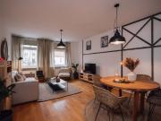 2 Zimmer möblierte und neu renovierte, moderne...